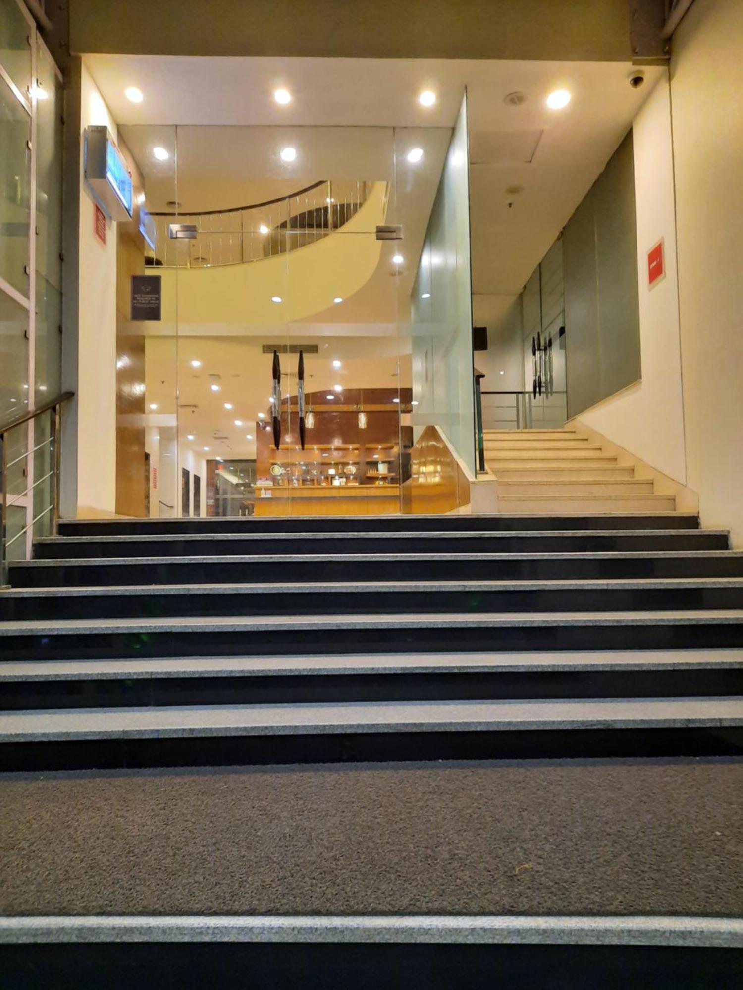 Four Points By Sheraton Vadodara Exterior foto